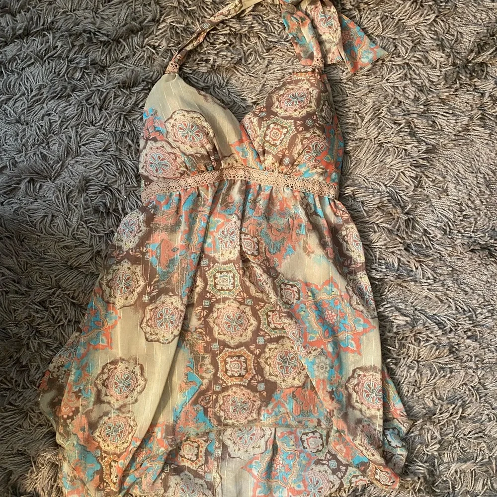 Jordache Mandala Print Halter Top - Picture 1 of 4